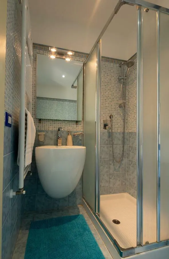 Taormina Isola Bella Apartment - Taormina Holidays